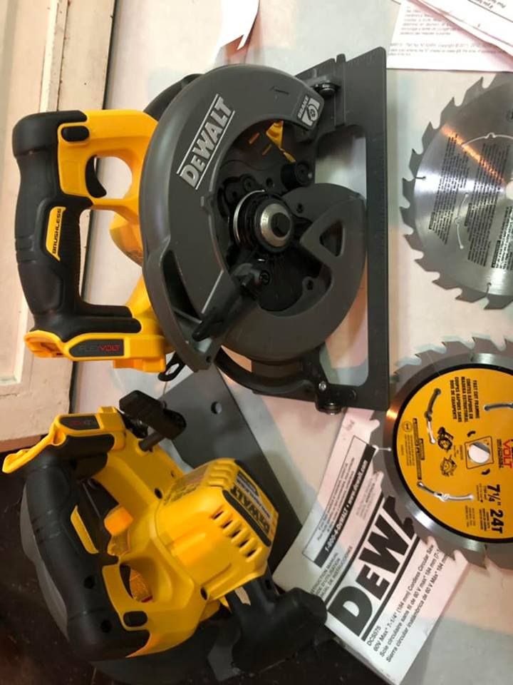 MÁY CƯA PIN DEWALT DCS575T2-3