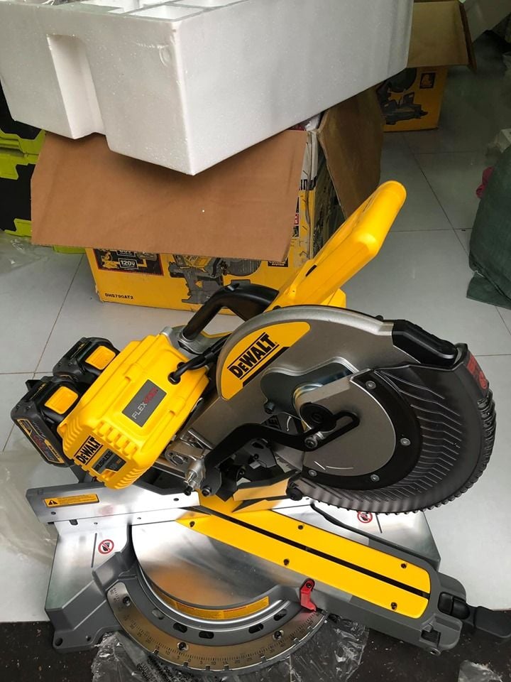DEWALT DHS790AT2-4