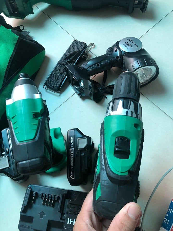 KHOAN HITACHI VẶN VÍT HITACHI-2