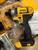 MÁY BẮN VÍT DEWALT 885