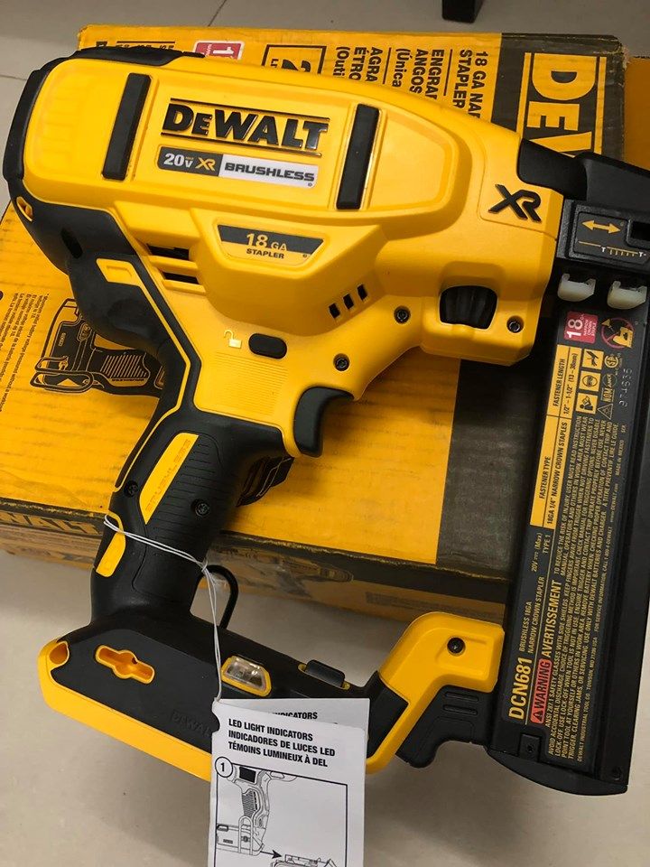MÁY BẮN ĐINH GIM DEWALT 681D1-2