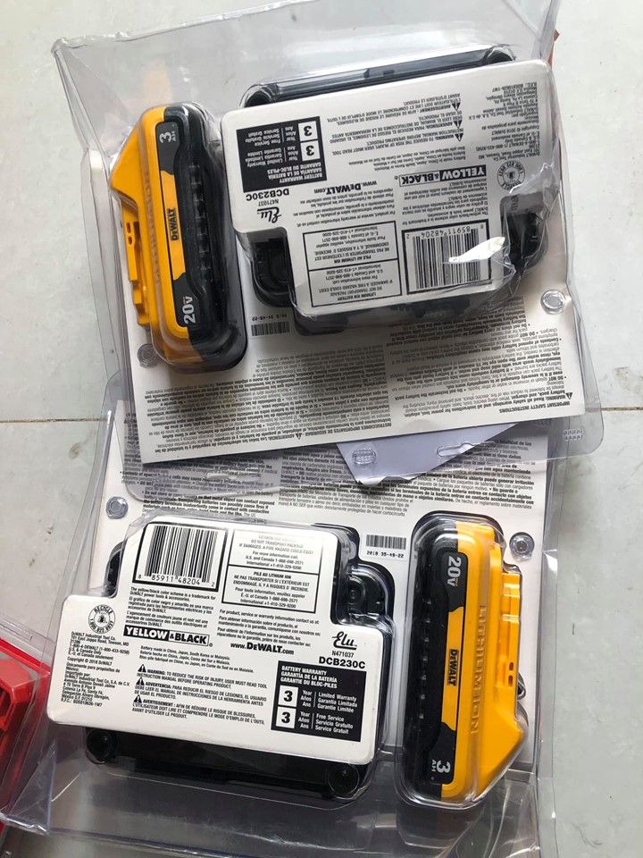 PIN SẠC DEWALT DCB230C 20V-4