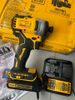 MÁY BẮN VÍT DEWALT DCF809C2