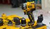 MÁY KHOAN PIN DEWALT DCD703F1