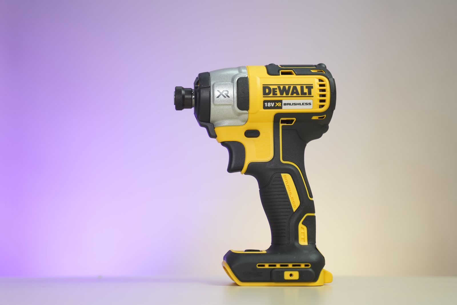 THÂN MÁY VẶN VÍT DÙNG PIN 18V DEWALT DCF887N