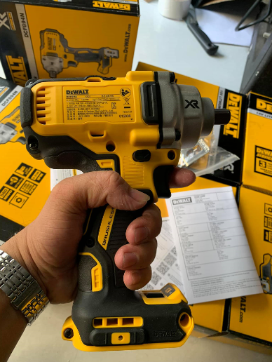 BODY MÁY SIẾT BULONG CẦM TAY 18V DEWALT DCF894N-KR-4