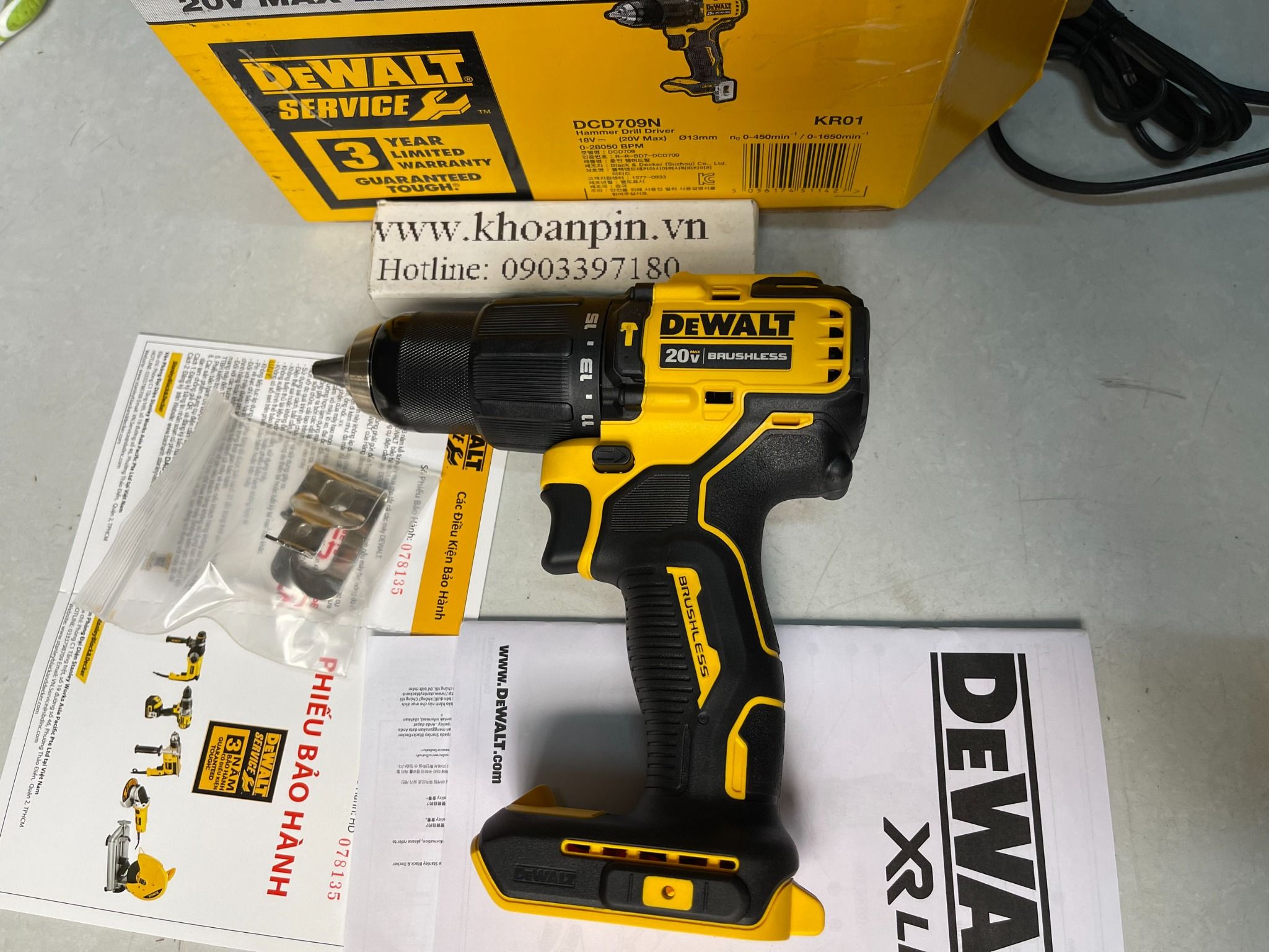 Máy khoan pin Dewalt DCD709N