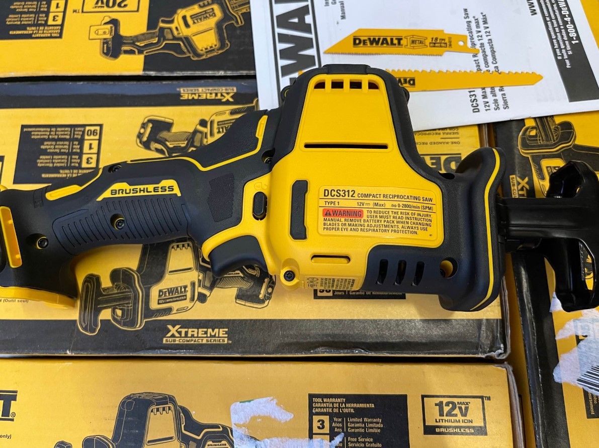 May c a ki m dung pin 12V DeWALT DCS312B May Khoan Pin Tung Power Tool