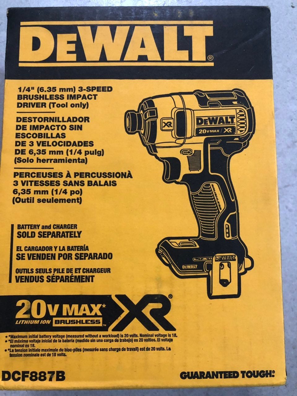 MÁY BẮT VÍT CẦM TAY DEWALT DCF 887-5