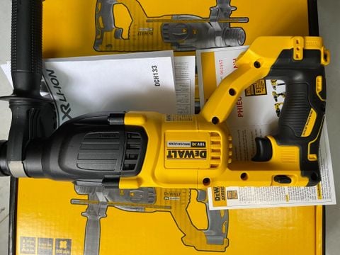 Máy Khoan Búa Pin Dewalt DCH133