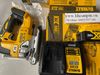 Máy cưa lộng Dewalt DCS334B