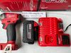 Máy vặn vít búa dầu Milwaukee M18 2760