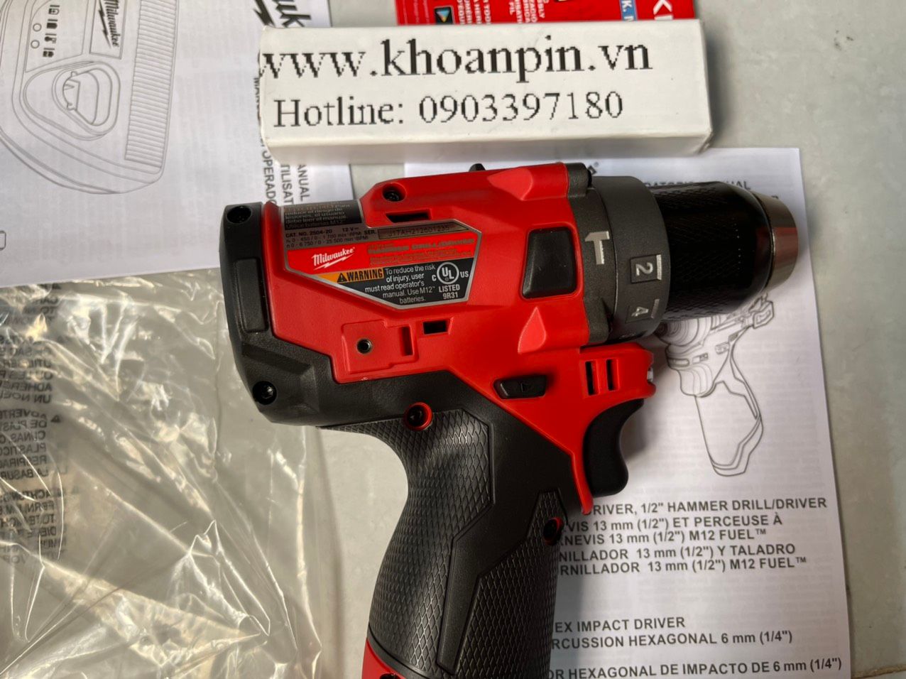 Máy khoan búa Milwaukee 2504