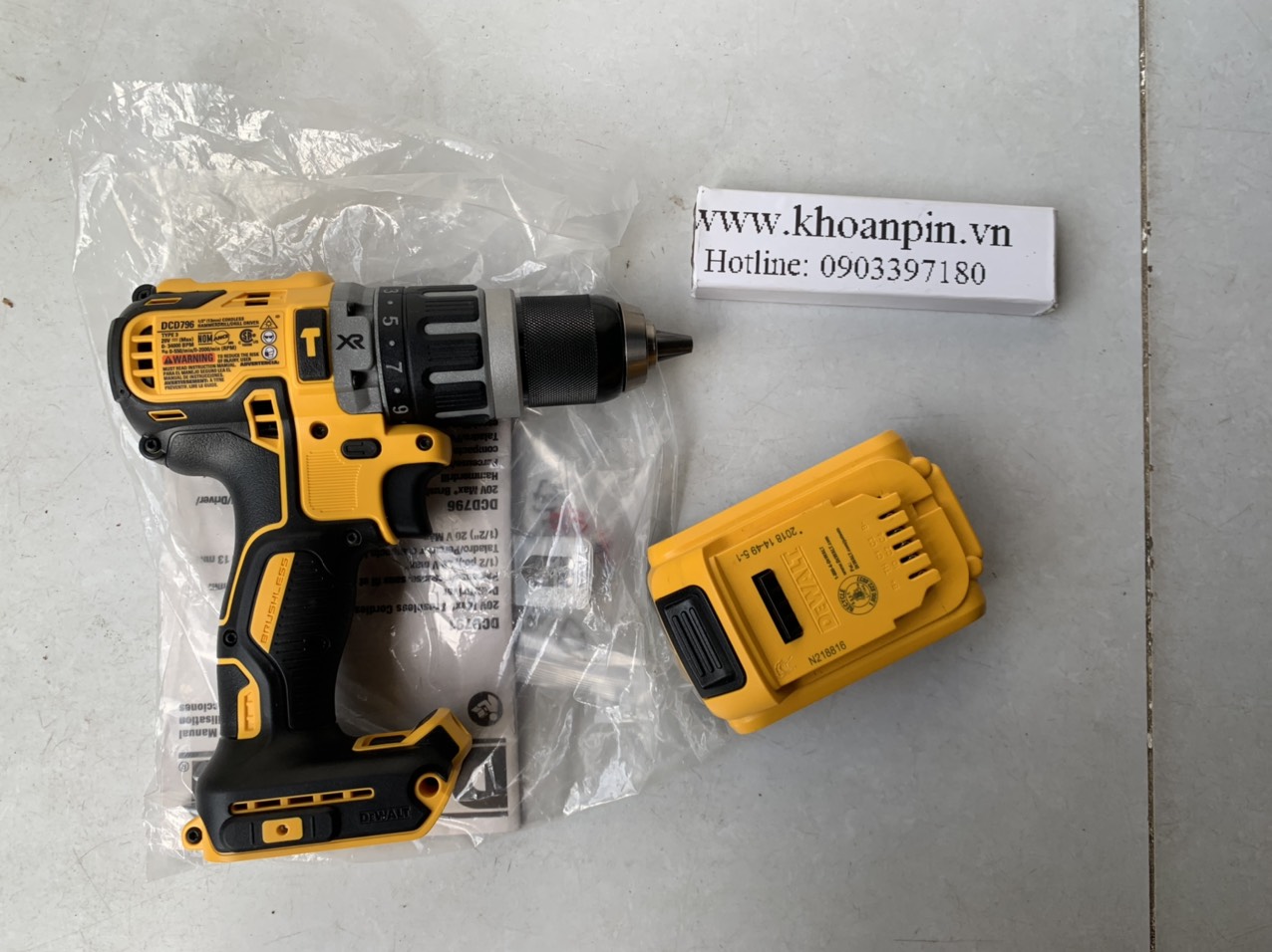 TALADRO DEWALT DCD796: Potencia y Durabilidad para tus Proyectos - TALADRO 24 VOLTIOS AMARILLO