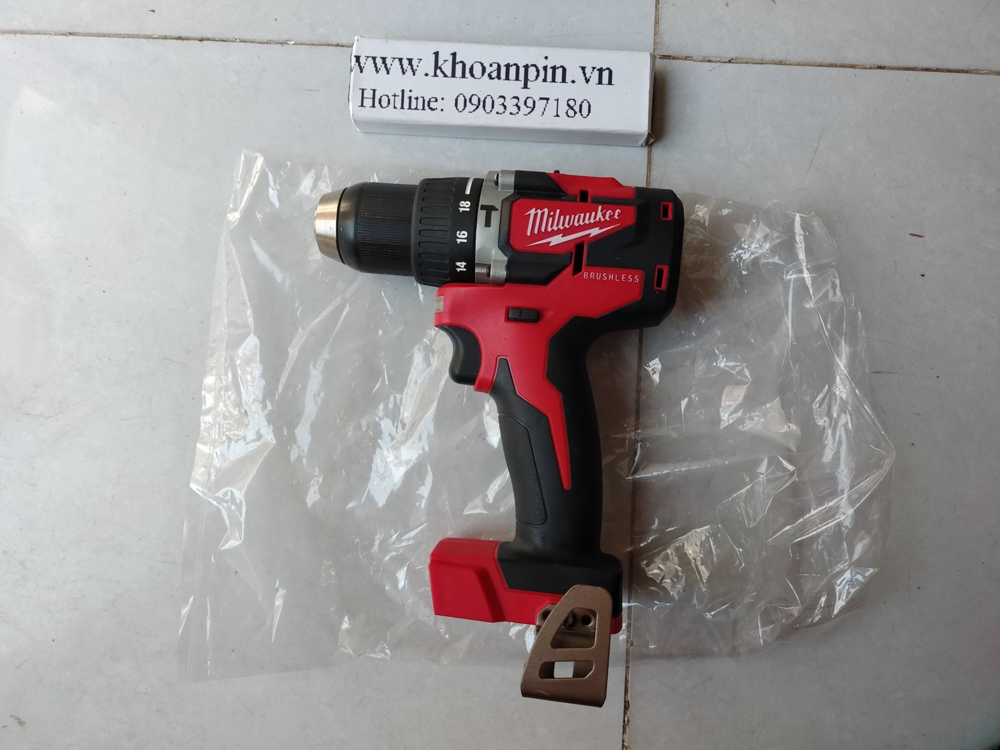 Máy khoan pin Milwaukee M18 2802-20