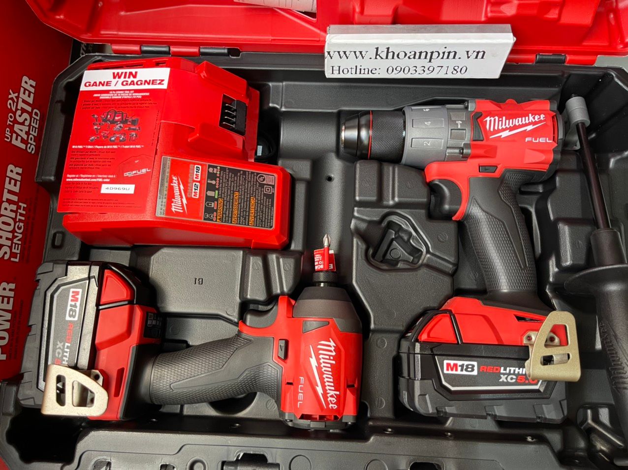 Bộ máy khoan - máy vặn vít Milwaukee 2997-22