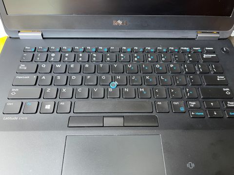 Máy vi tính Dell Latitude E7470 Core i5-6300U CPU 2.80GHz RAM 8GB