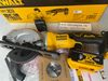 Máy cắt gỗ Dewalt DCS571N