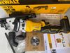 Máy cắt gỗ Dewalt DCS571N