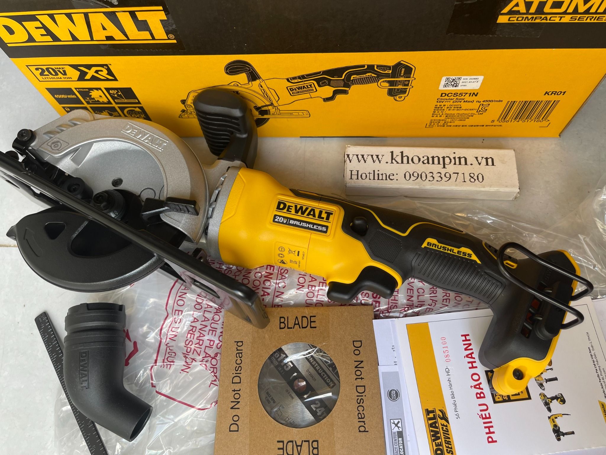 Máy cắt gỗ Dewalt DCS571N