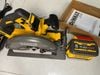 Máy cưa pin Dewalt DCS578 60V