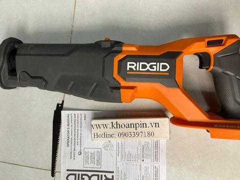Máy cưa kiếm pin RIDGID R8647