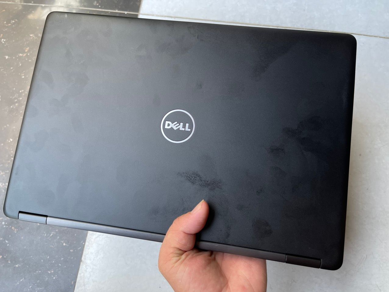 Máy tính sách tay Dell Latitude 5480