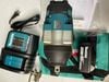 Máy siết bu lông Makita DTW700