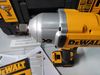 Máy siết bu lông Dewalt DCF897N