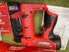 Máy bắn đinh Milwaukee 2540 M12