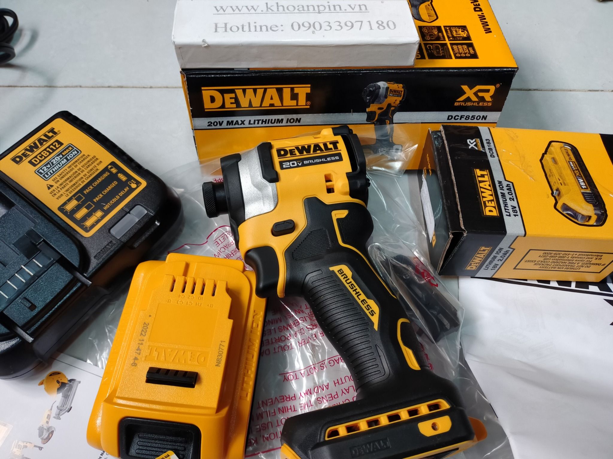 Combo máy vặn vít Dewalt DCF850N