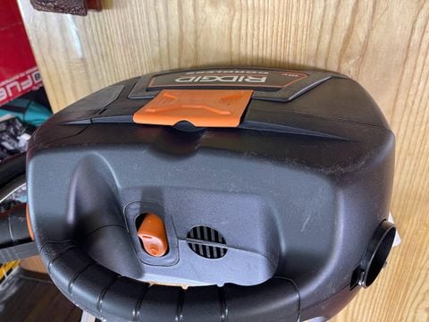 Máy hút bụi RIDGID WD 0319
