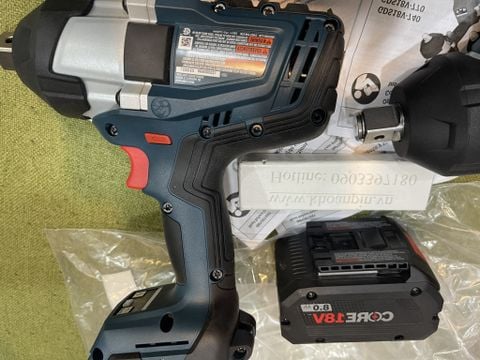 Máy siết bu lông Bosch GDS 18V-770