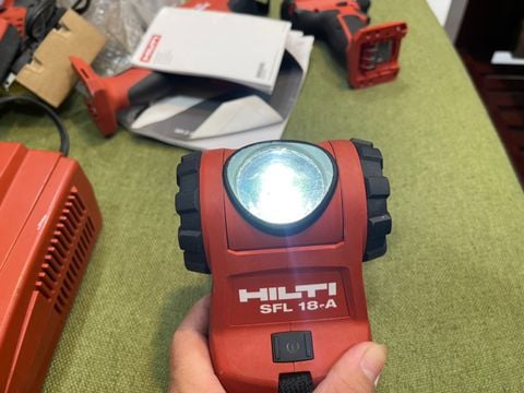 Đèn pin Hilti SFL 18-A