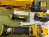 Máy mài pin Dewalt DCG409N