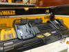 Bộ sạc 2 cổng Dewalt DCB132