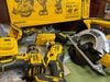 Combo 4 sản phẩm máy khoan, máy vặn vít, máy cắt rung, máy cưa gỗ Dewalt DCK482D1M1