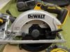 Máy cưa gỗ Dewalt DCS565 mexico