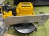 Máy cưa gỗ Dewalt DCS565 mexico