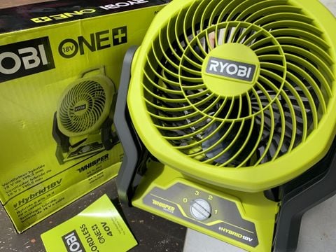 Máy quạt pin Ryobi PCL811B 18V