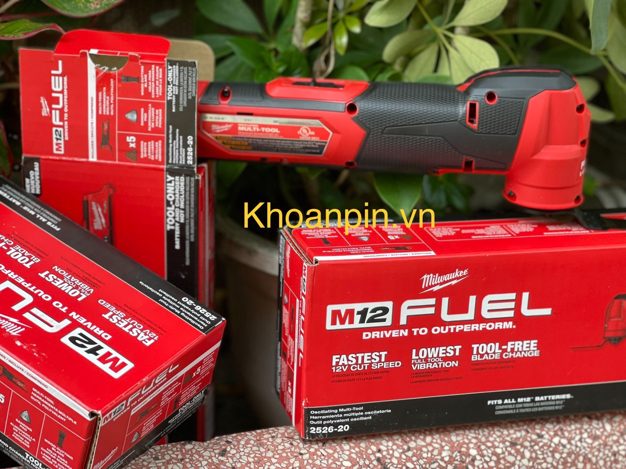 Máy cắt rung Milwaukee 2526-20 M12