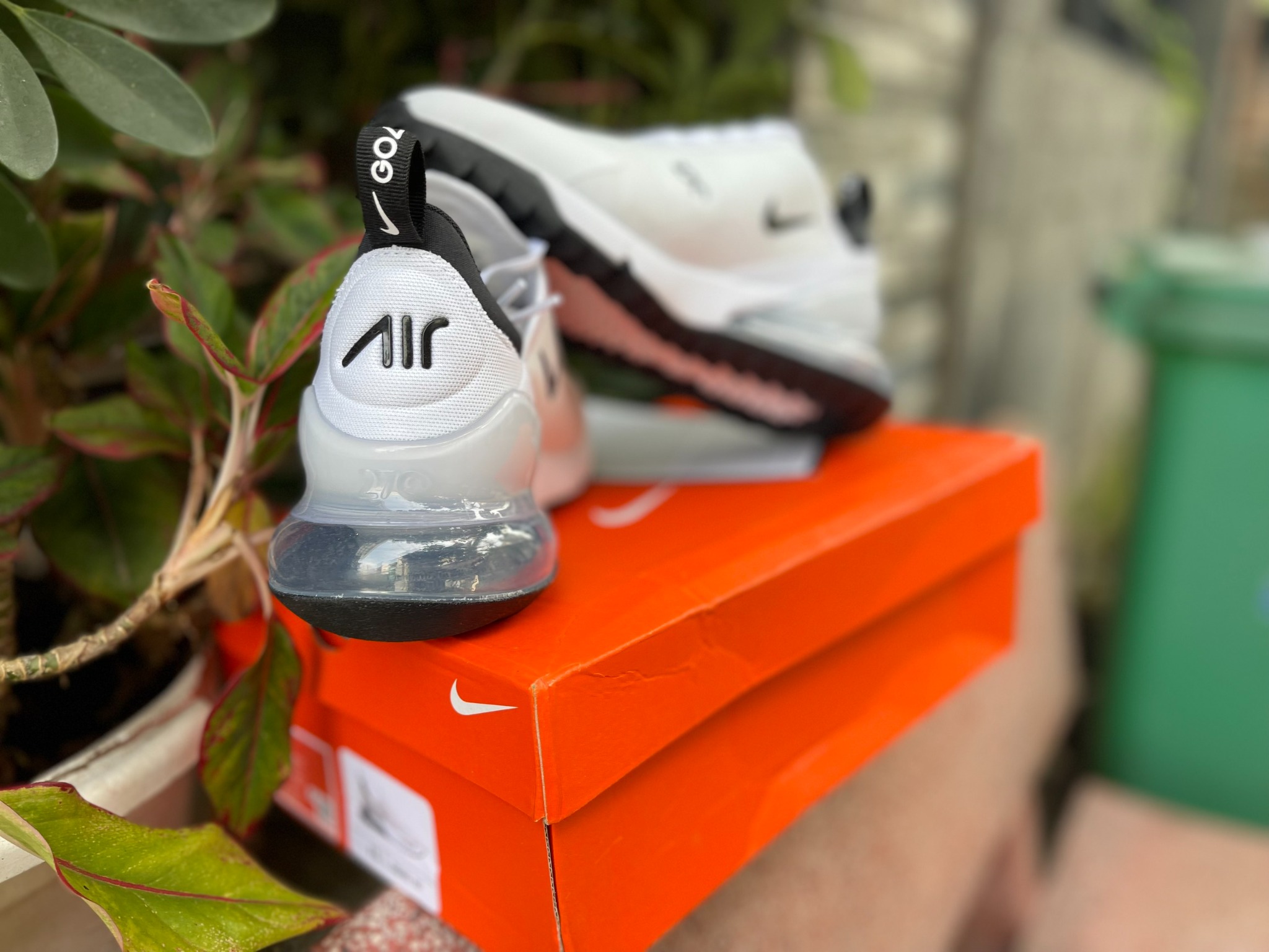 air 270g