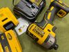 Combo Máy vặn vít Dewalt DCF887 made in Mexico