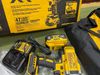Máy siết bu lông Dewalt DCF900P1