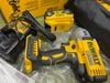 Máy siết bu lông Dewalt DCF900P1