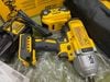 Máy siết bu lông Dewalt DCF900P1