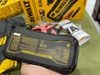 kích bình xe DeWalt DXAELJ16 sạc dự phòng đèn pin