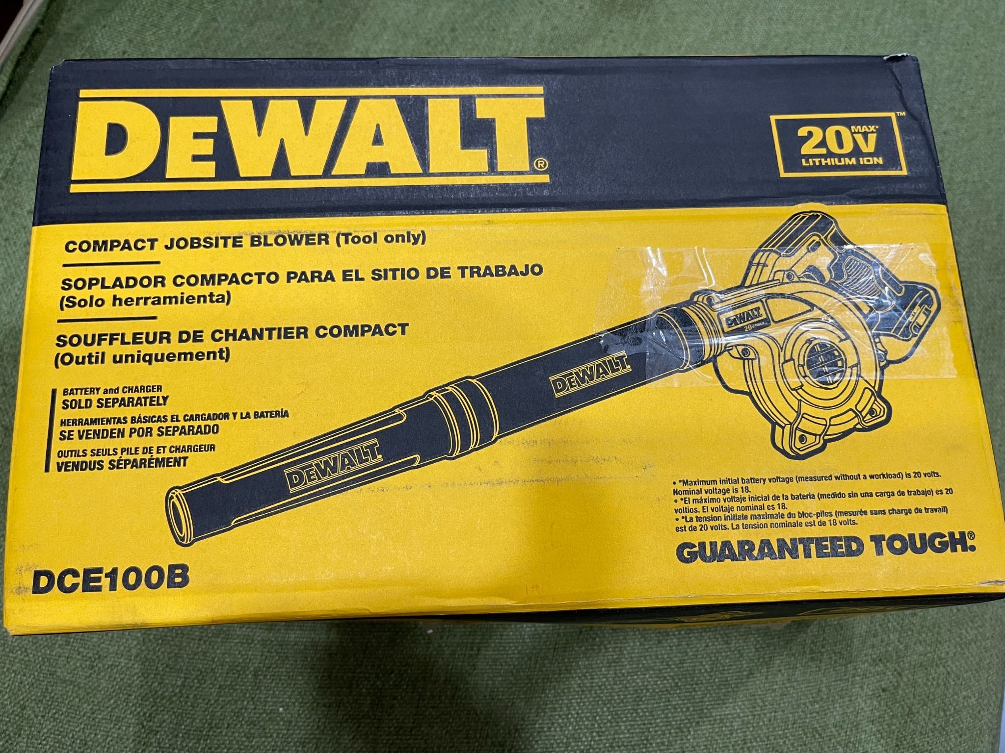 Máy thổi lá DeWalt DCE100B