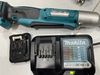 Máy siết bu lông góc pin Makita TL065D