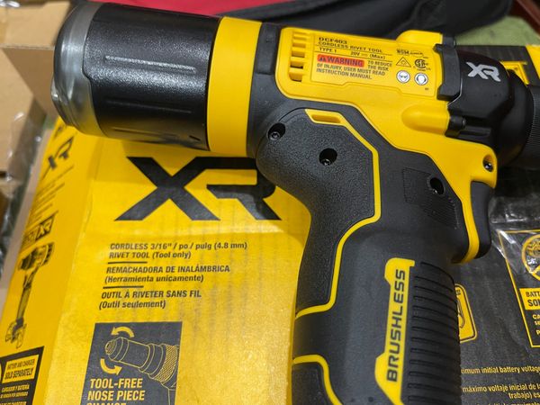 máy rút river DCF403B – Máy Khoan Pin Tùng Power Tool